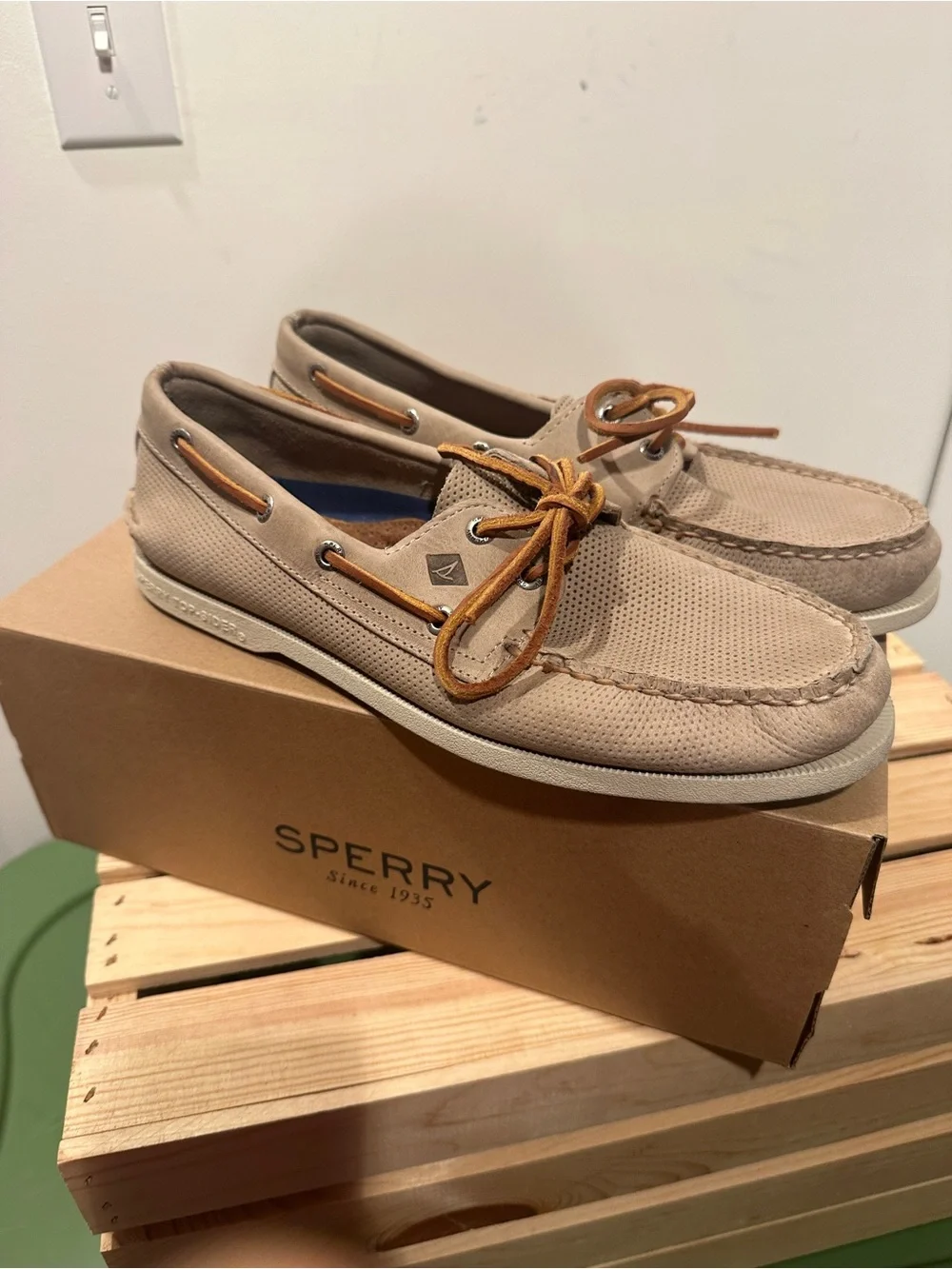 Sperry classic deck